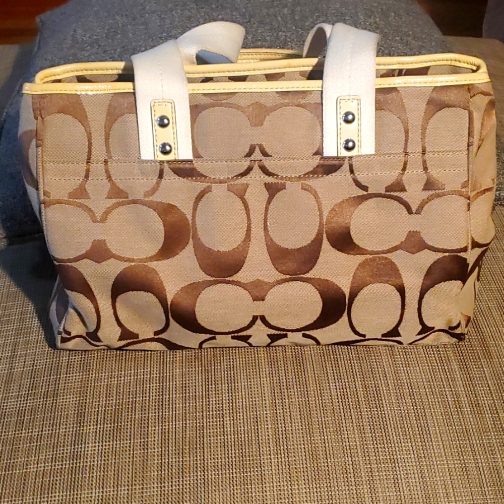 PRELOVED Coach Signature Tote Bag